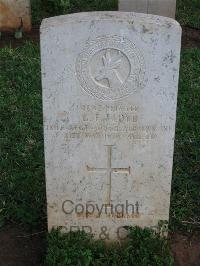 Dar Es Salaam War Cemetery - Lloyd, G E